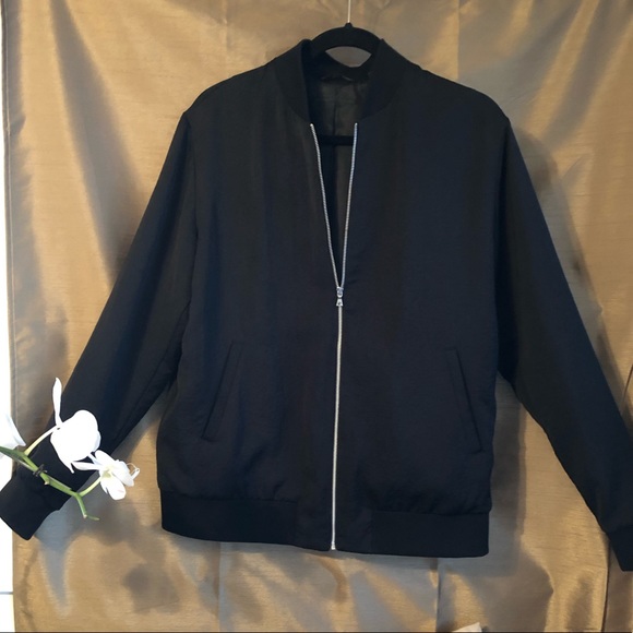 Chic bomber jacket - Picture 3 of 10